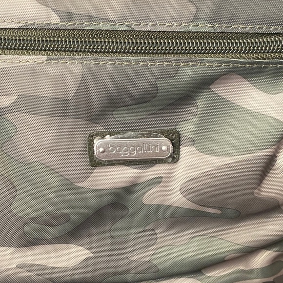 Baggallini Camouflage Backpack main image 5